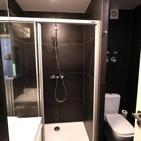 Near Train Station Apartment *